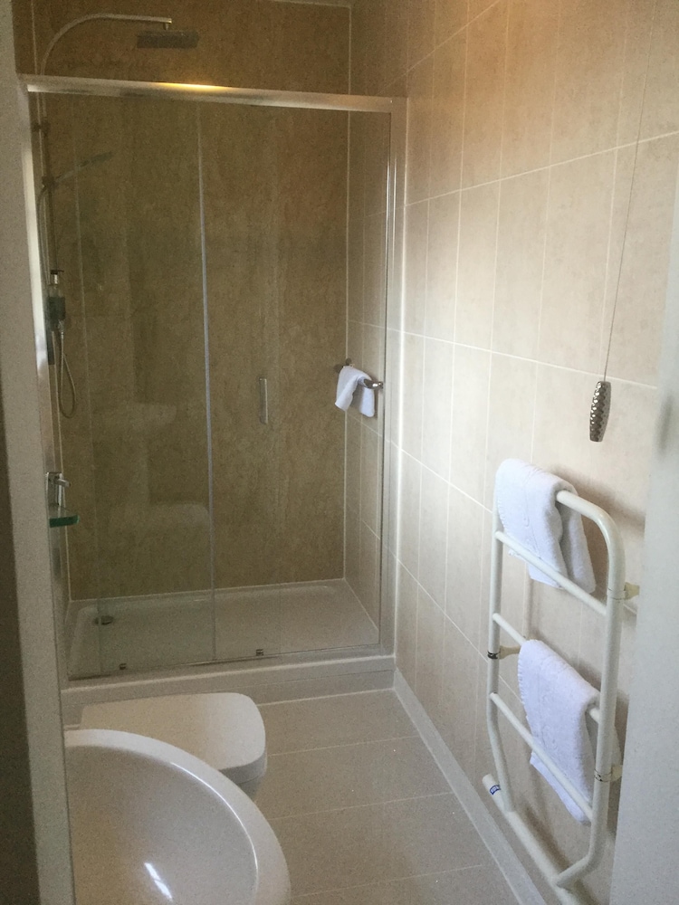 The Aldwick Bed and Breakfast 21/22
