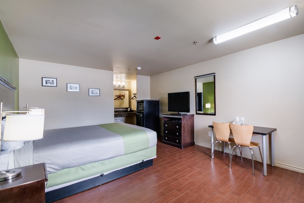 Motel 6 Floresville Tx 20/42