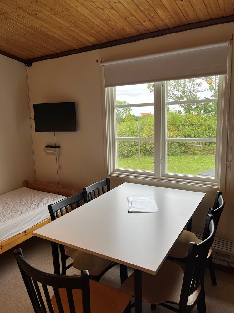 Frosunds Semesterby 33/50