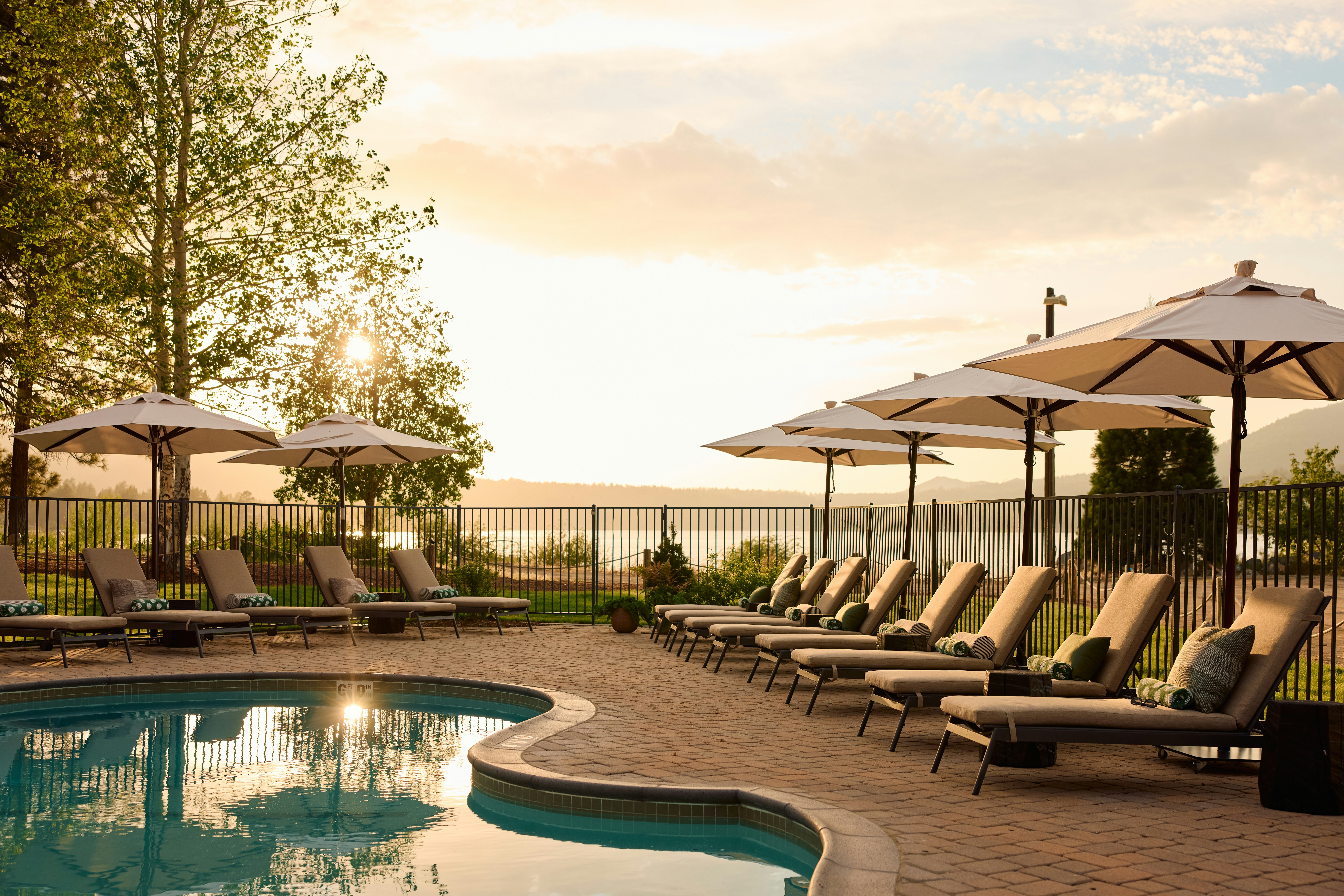 Marina Resort 42/44