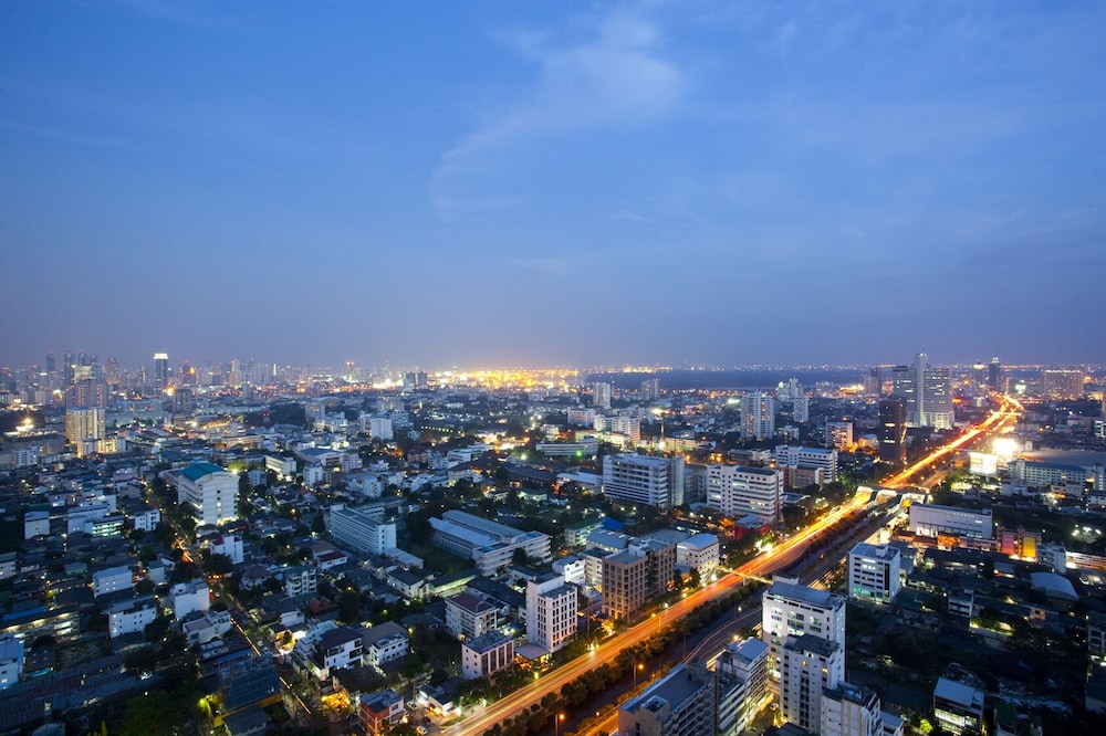 JC Kevin Sathorn Bangkok Hotel (ex. Anantara Sathorn Bangkok Hotel) 57/64