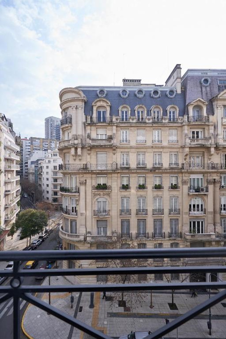 CARLES HOTEL BUENOS AIRES 1/64