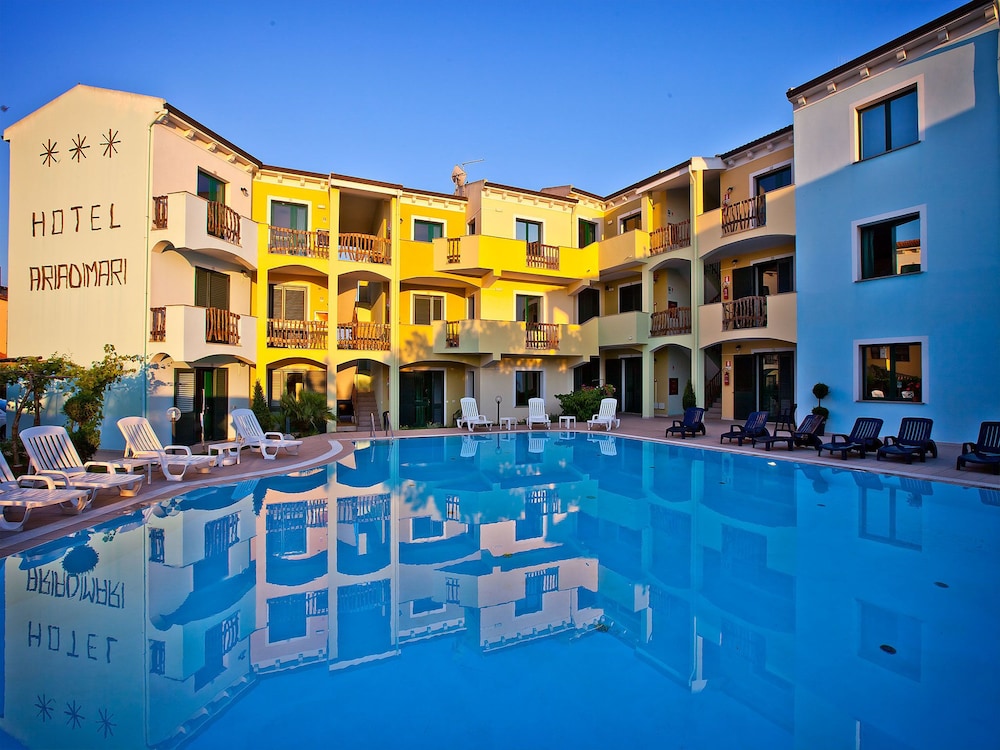 Hotel Ariadimari 12/50
