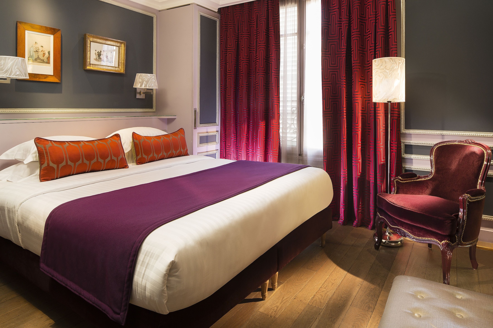 SUPERIOR, DOUBLE BED