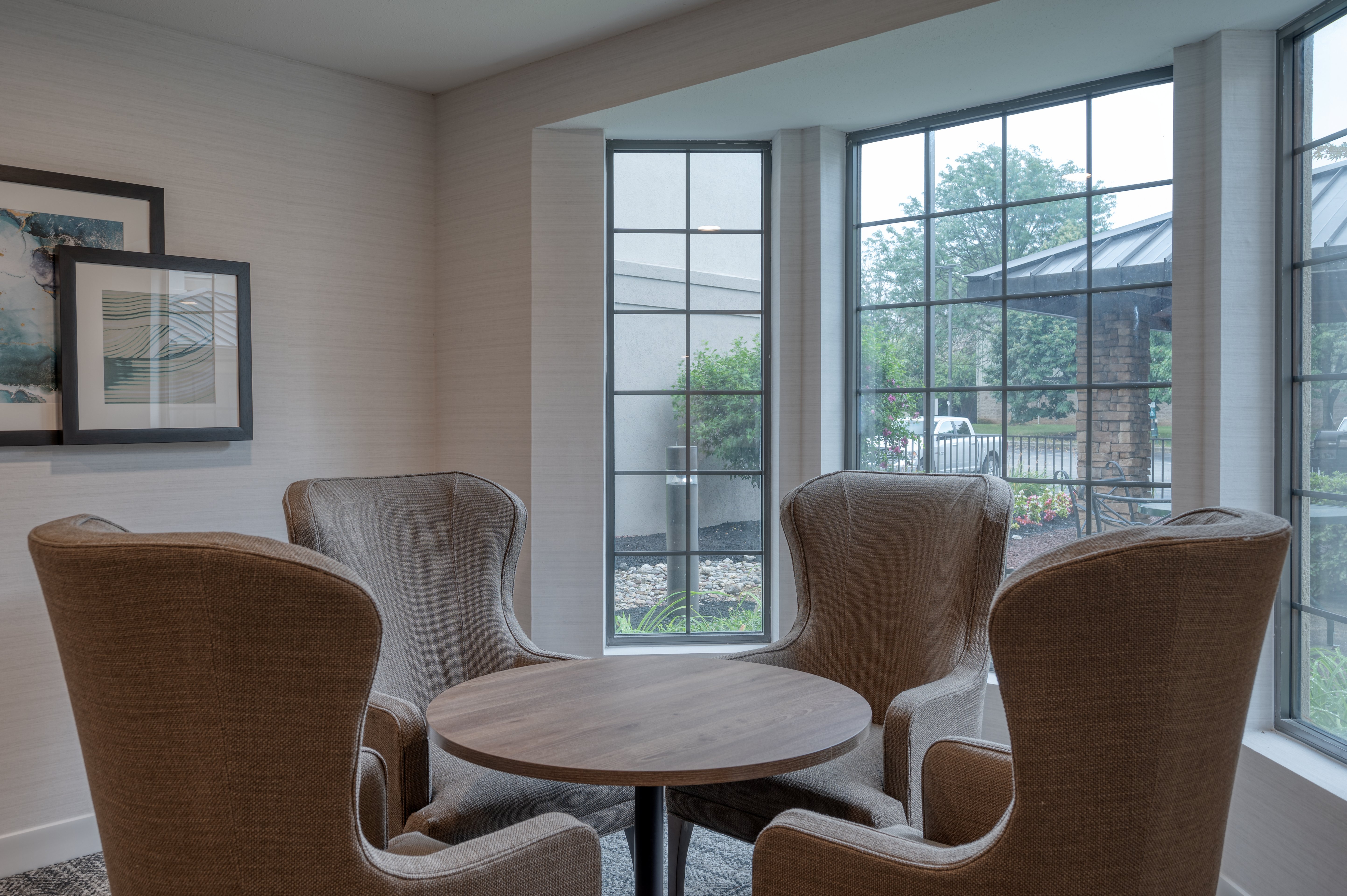 Staybridge Allentown Bethlehem Airport Suites 43/69