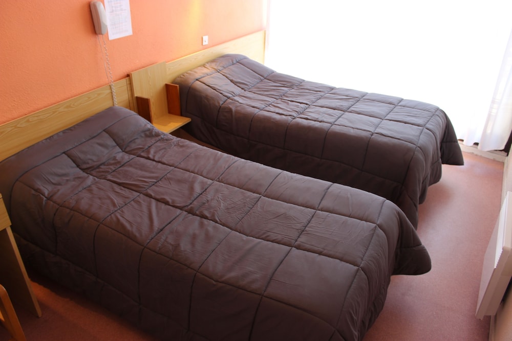 Hotel Bains Sarrailh 25/63