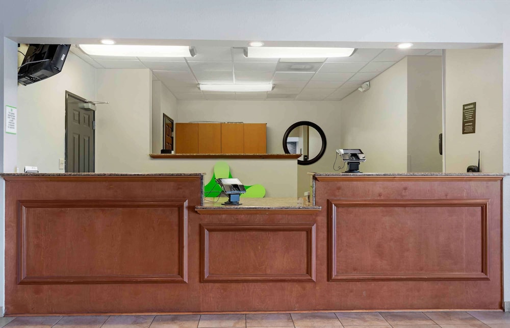 Extended Stay America Suites - San Antonio - North 8/56