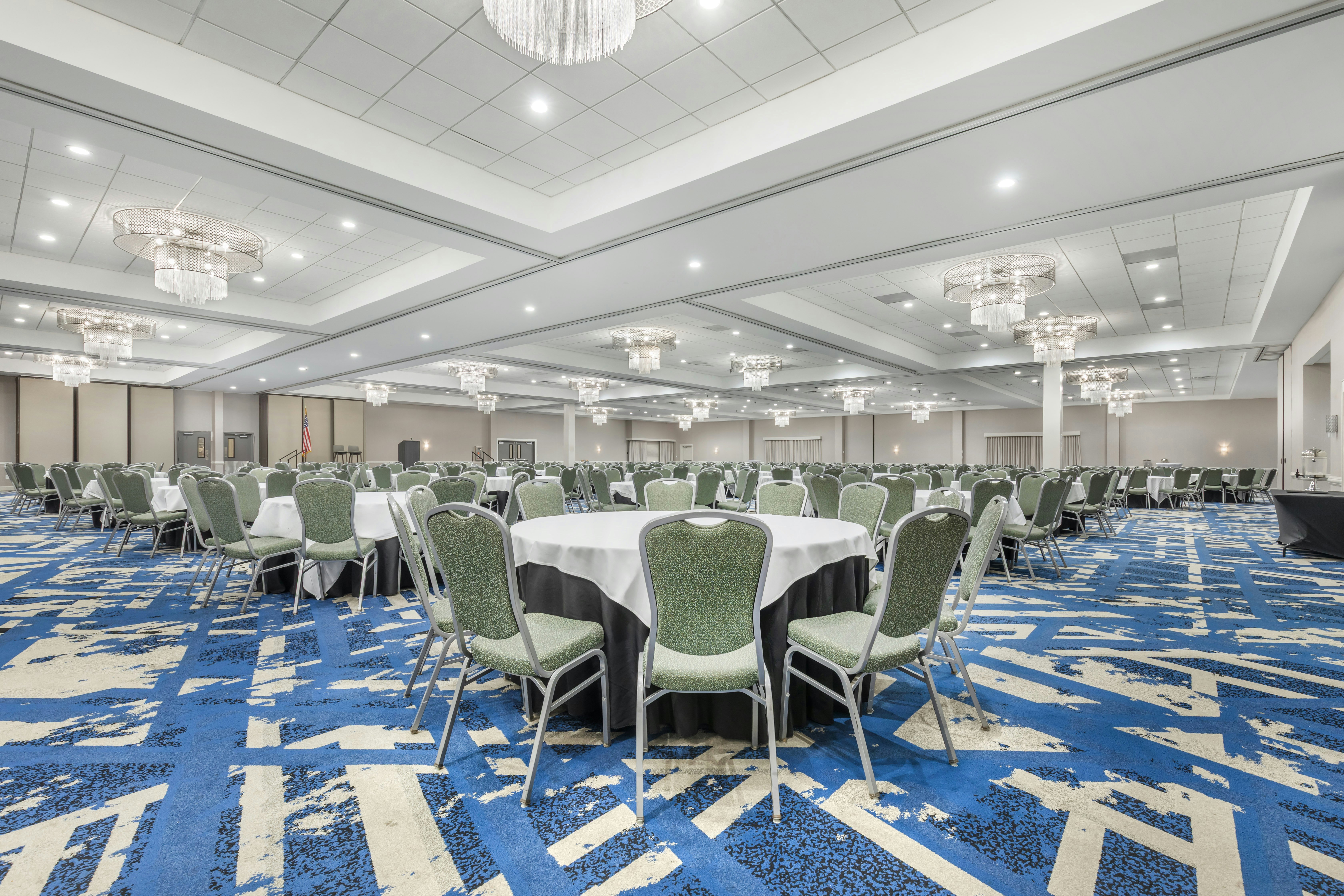 DoubleTree by Hilton Williamsburg 42/46