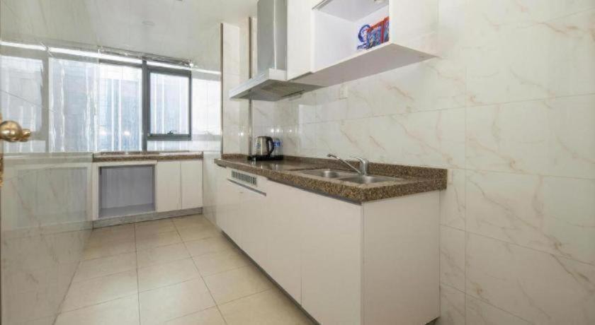 Borrman Hotel Guilin North Railway Station Hengda Square 12/49