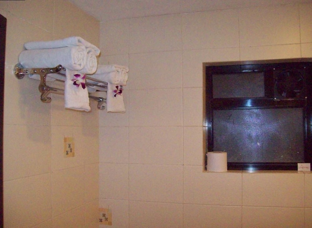Hotel Supreme- Business class photo2