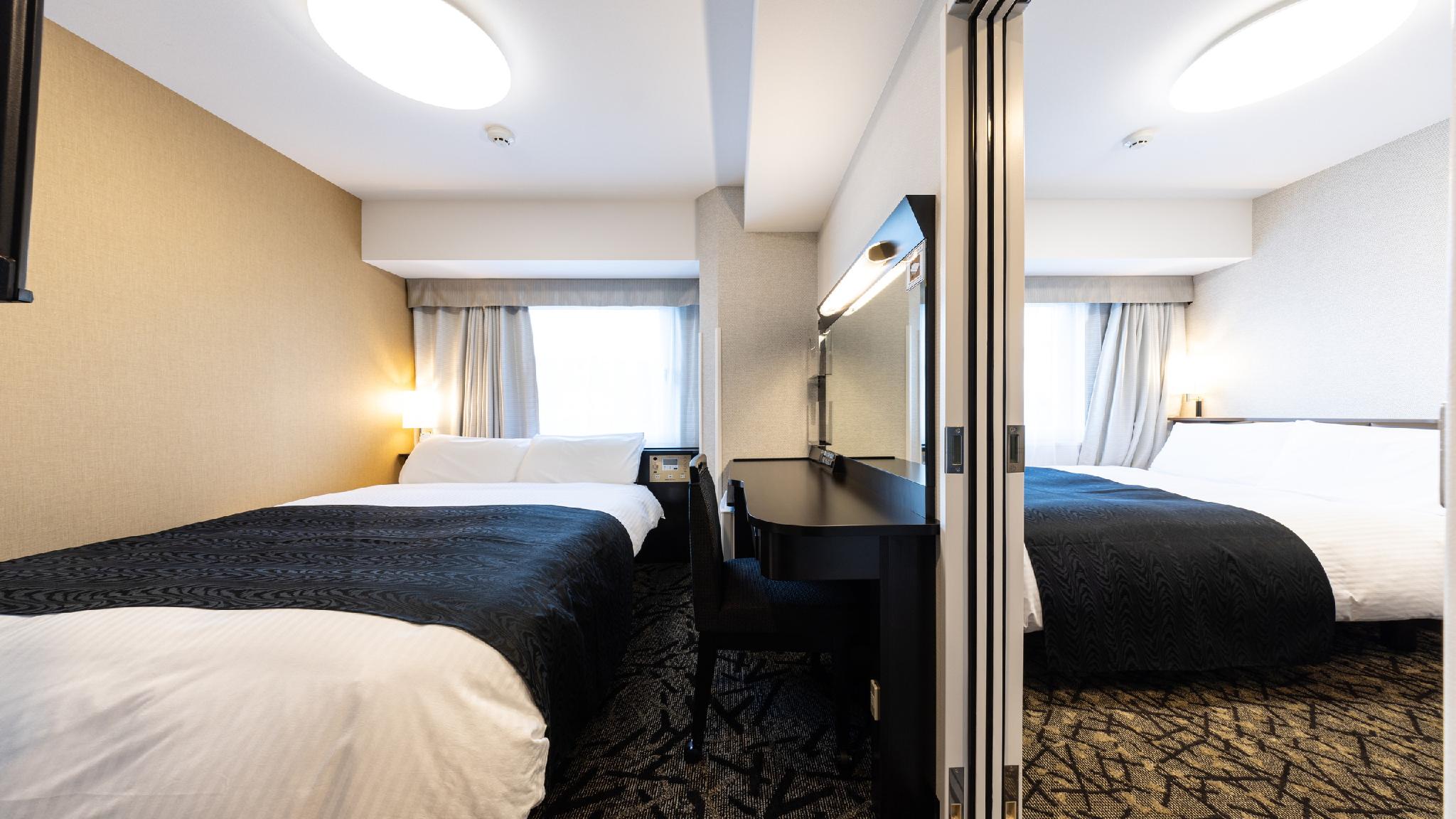 Connecting, Single, Twin Beds