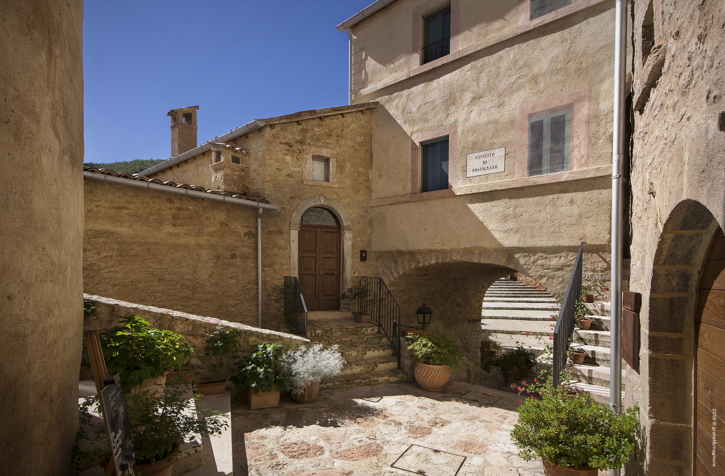 Castello di Postignano Relais 42/43