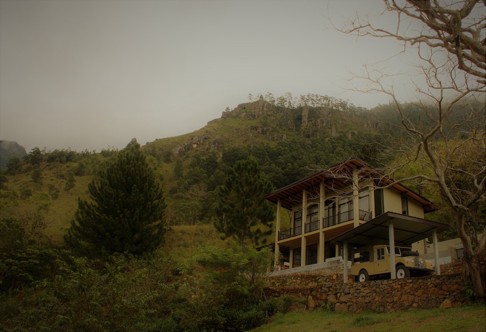 The Capoe House in Kalupahana