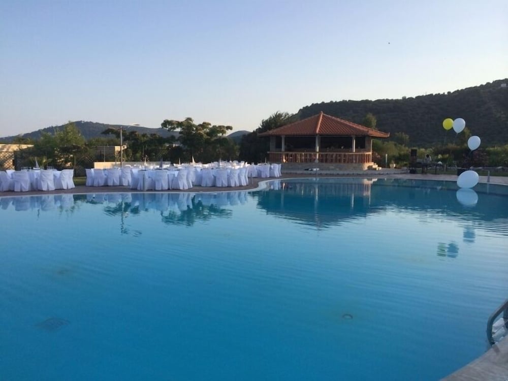 AKTAION RESORT 42/52