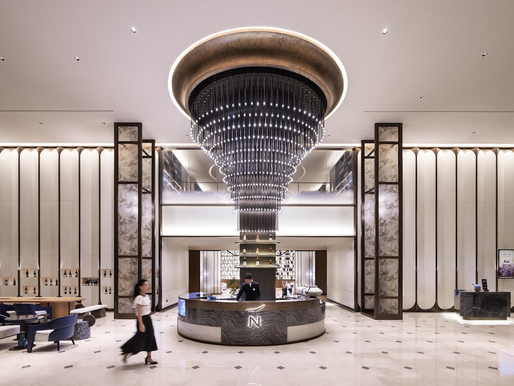 Novotel Shanghai JingAn 7/50