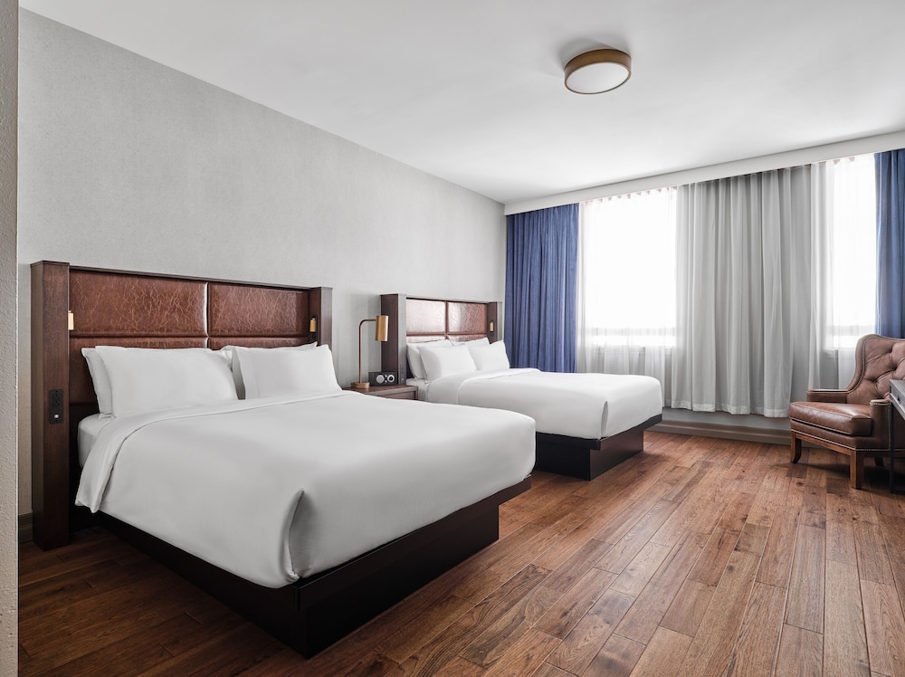 SUPERIOR, 2 QUEEN BEDS