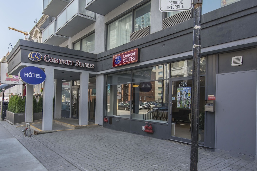 Comfort Suites Downtown Montreal 3/49