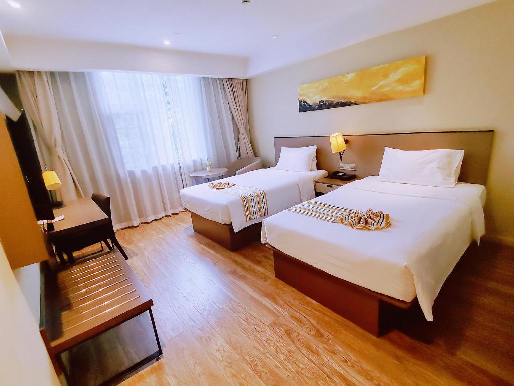 Home Inn Plus (Dali Ancient City South Gate) 14/42
