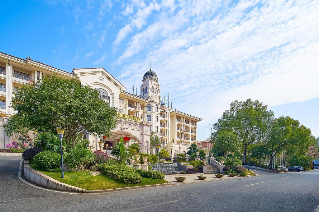 Country Garden Phoenix Hotel Lechang 40/50