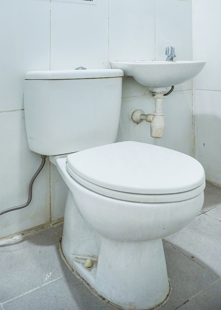Collection O Cikarang Near Water Boom Lippo Cikarang Formerly Hotel Teratai 33/33