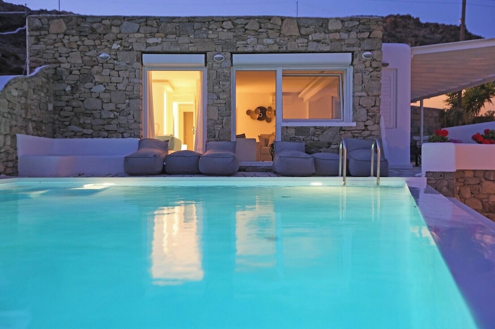 Adikri Villas and Studios 19/50