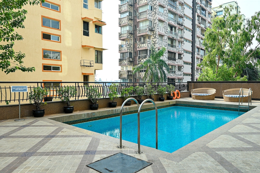 Fariyas Hotel Mumbai 43/50