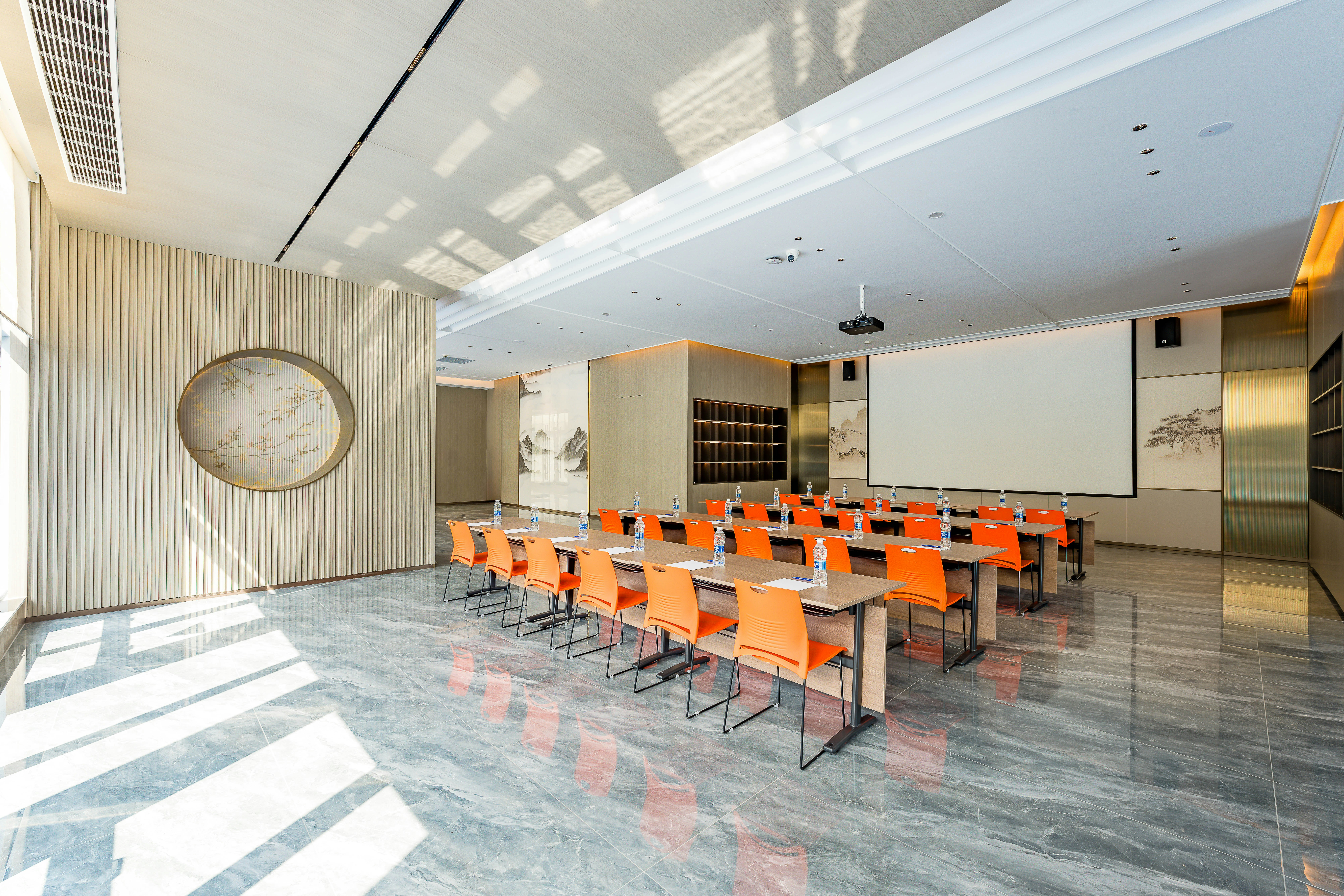 Holiday Inn Express Qidong Economic Zone 44/47