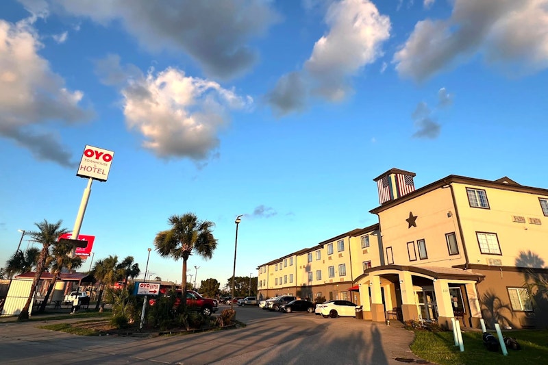 Oyo Townhouse Sulphur,LA Extended Stay I-10 20/27