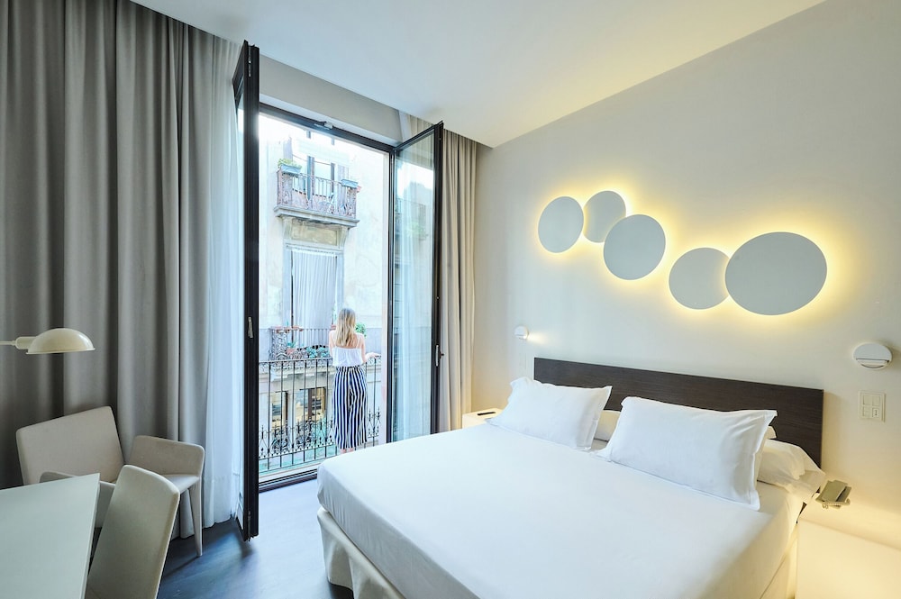 BARCELONA, CITY, CLASSIC, SINGLE, DOUBLE BED