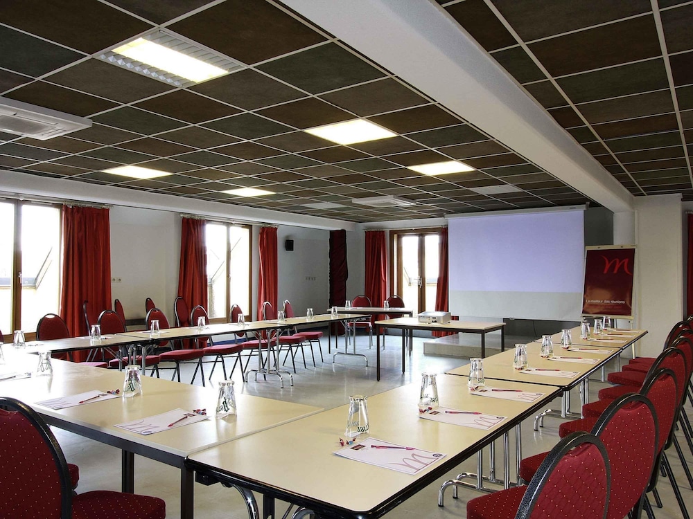 Mercure Luxeuil Les Bains Hexagone 62/71