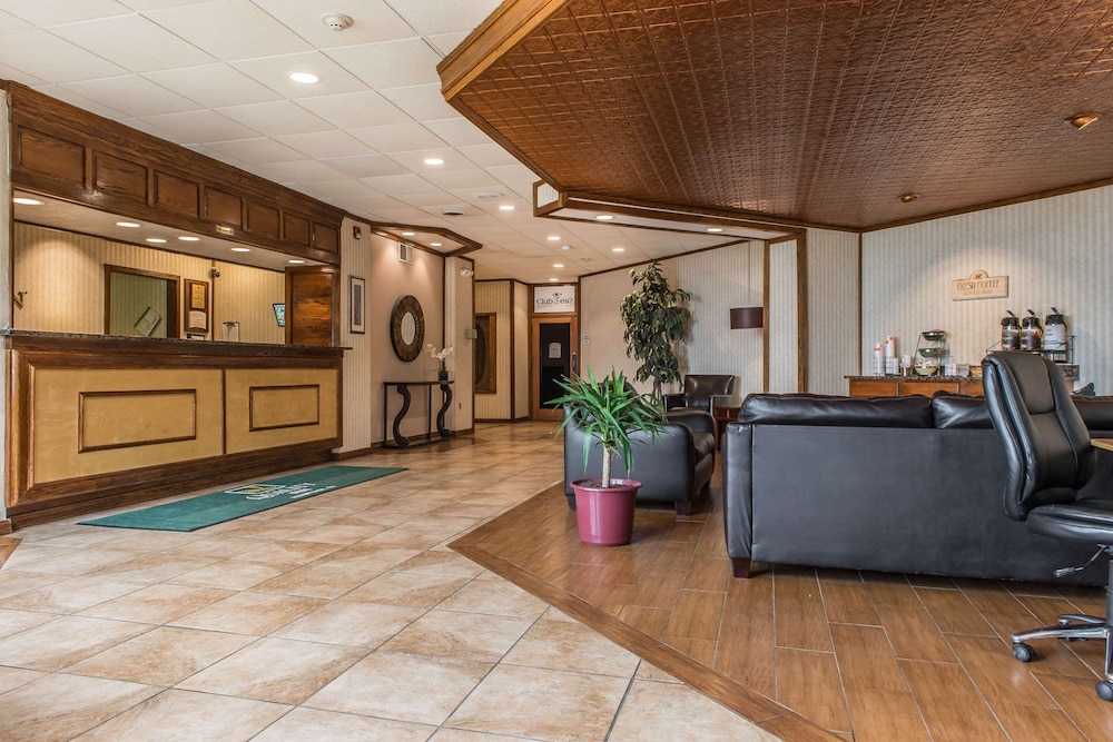 Quality Inn Hermitage South 8/48