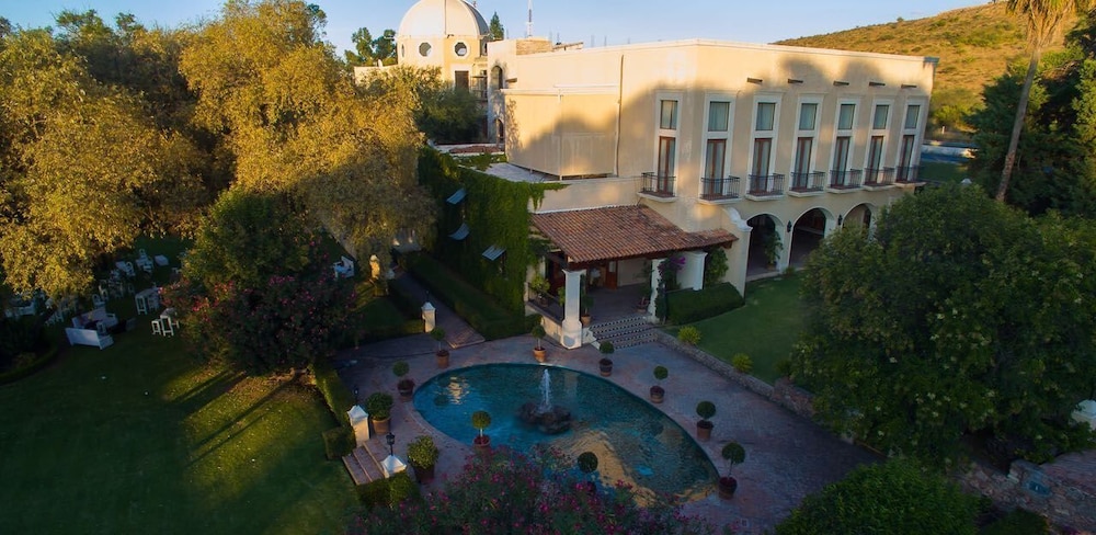 Hotel Villa Antigua 53/54