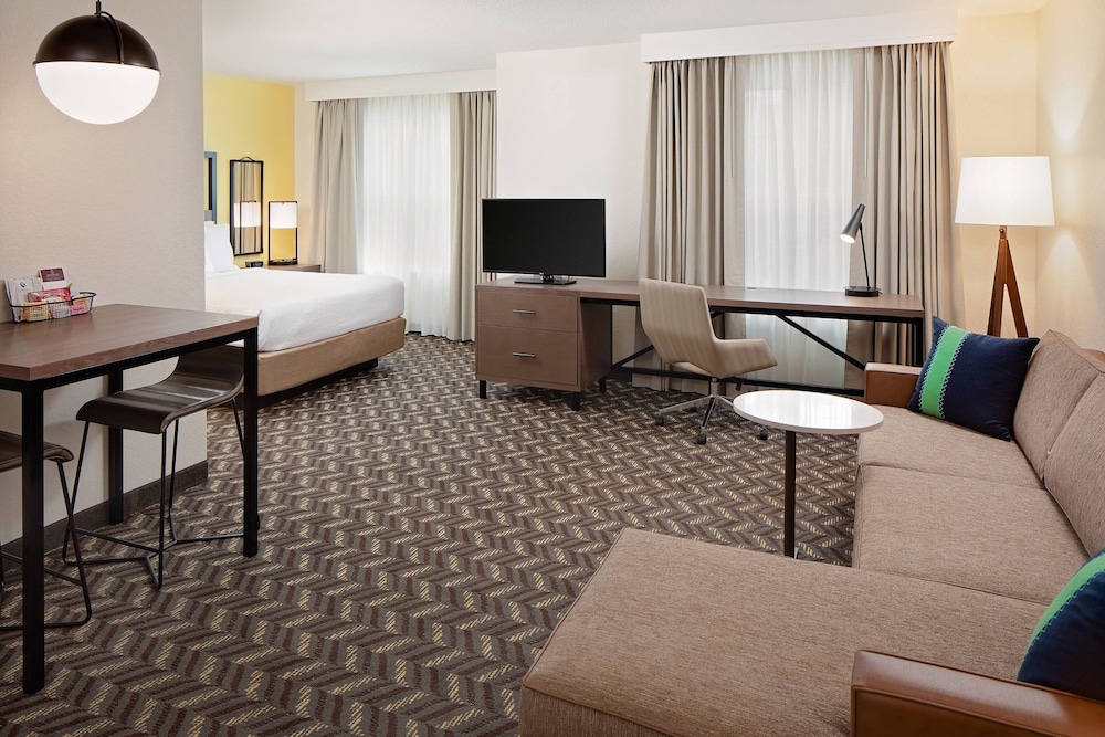 Residence Inn Boston Dedham 17/25