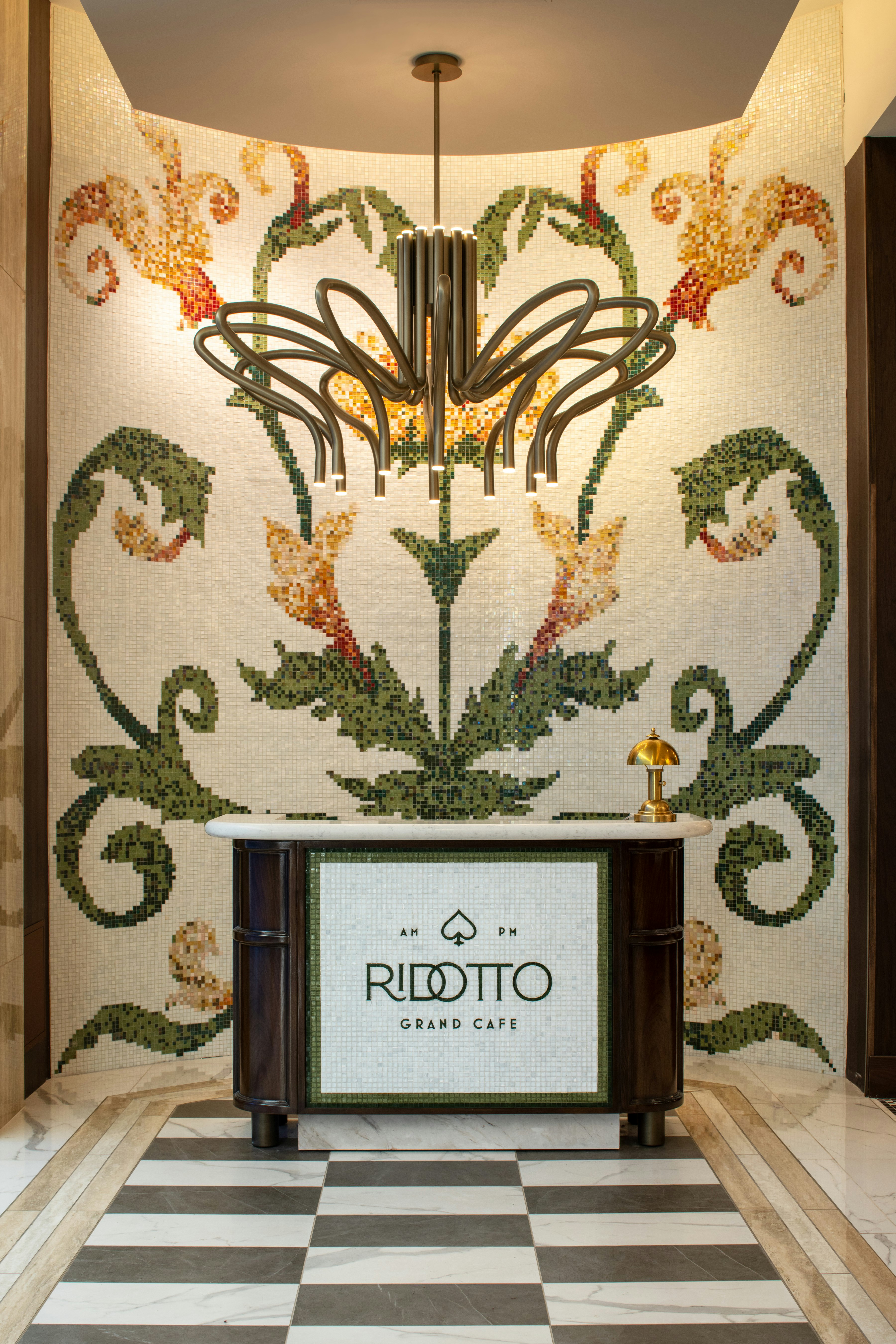 Live Casino & Hotel Louisiana, Curio Collection by Hilton 6/50