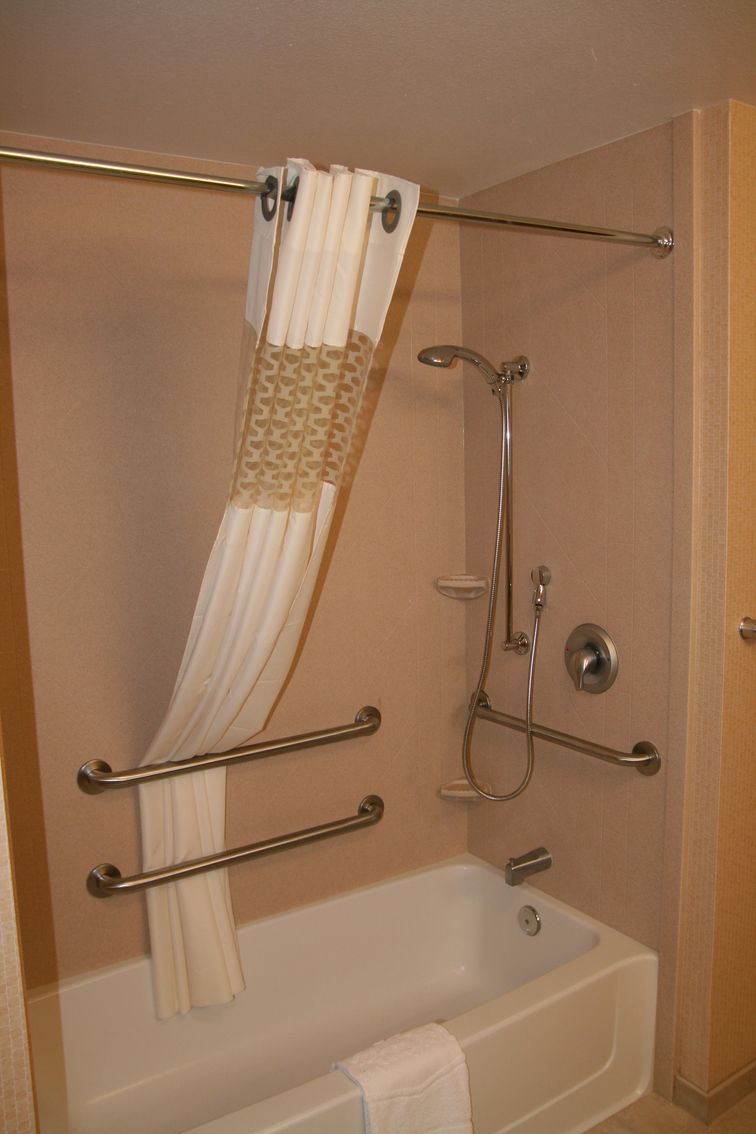 Hampton Inn & Suites Denver/Highlands Ranch 81/82