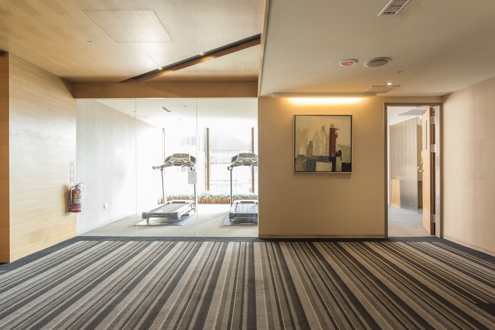 Beacon Hotel 46/69