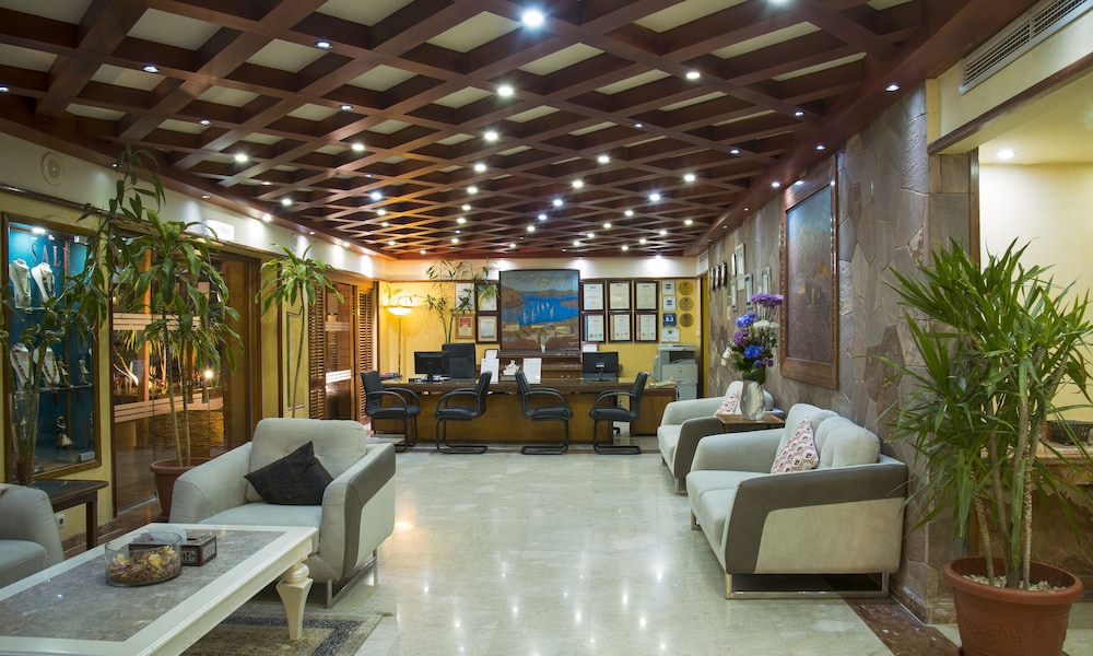 lobby