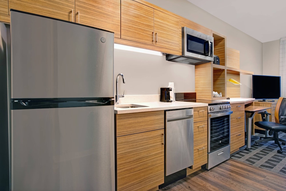TownePlace Suites by Marriott Potomac Mills Woodbridge 8/60