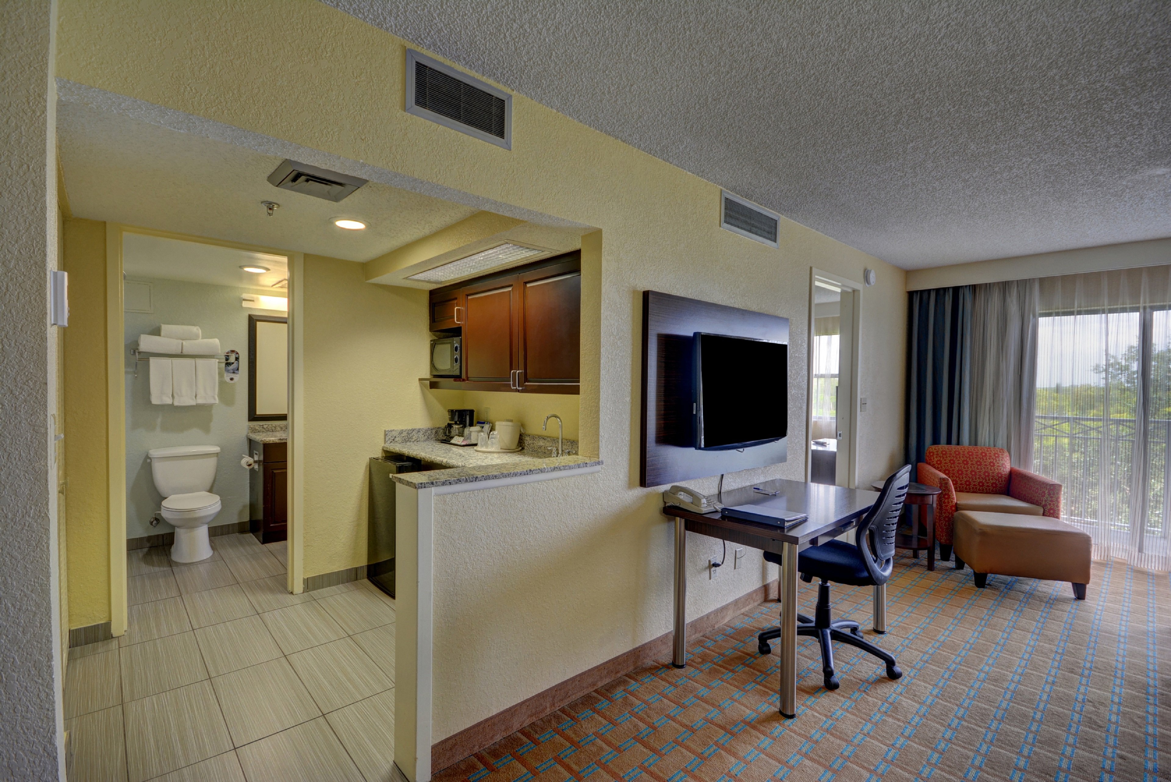 Holiday Inn Express & Suites Ft. Lauderdale-Plantation 31/50
