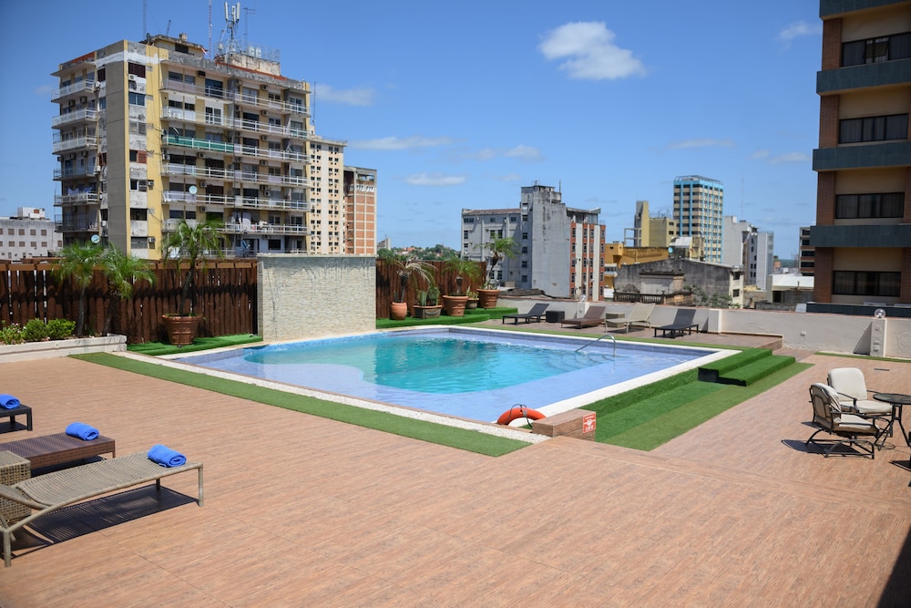 Granados Park 48/50