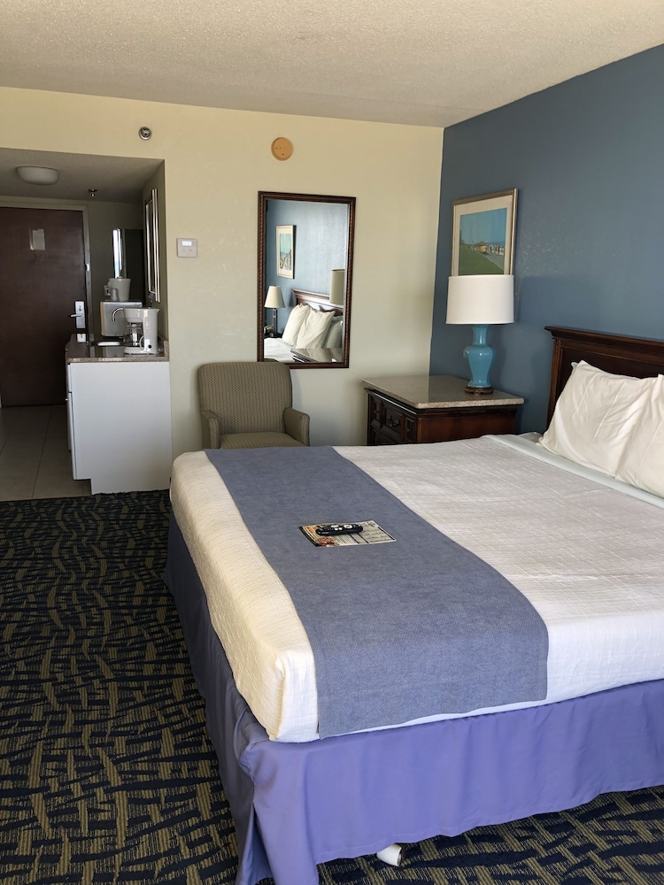 The Capes Hotel 13/49
