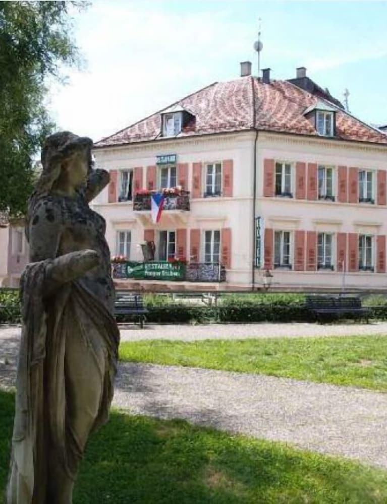Hotel Am Friedrichsbad 9/41
