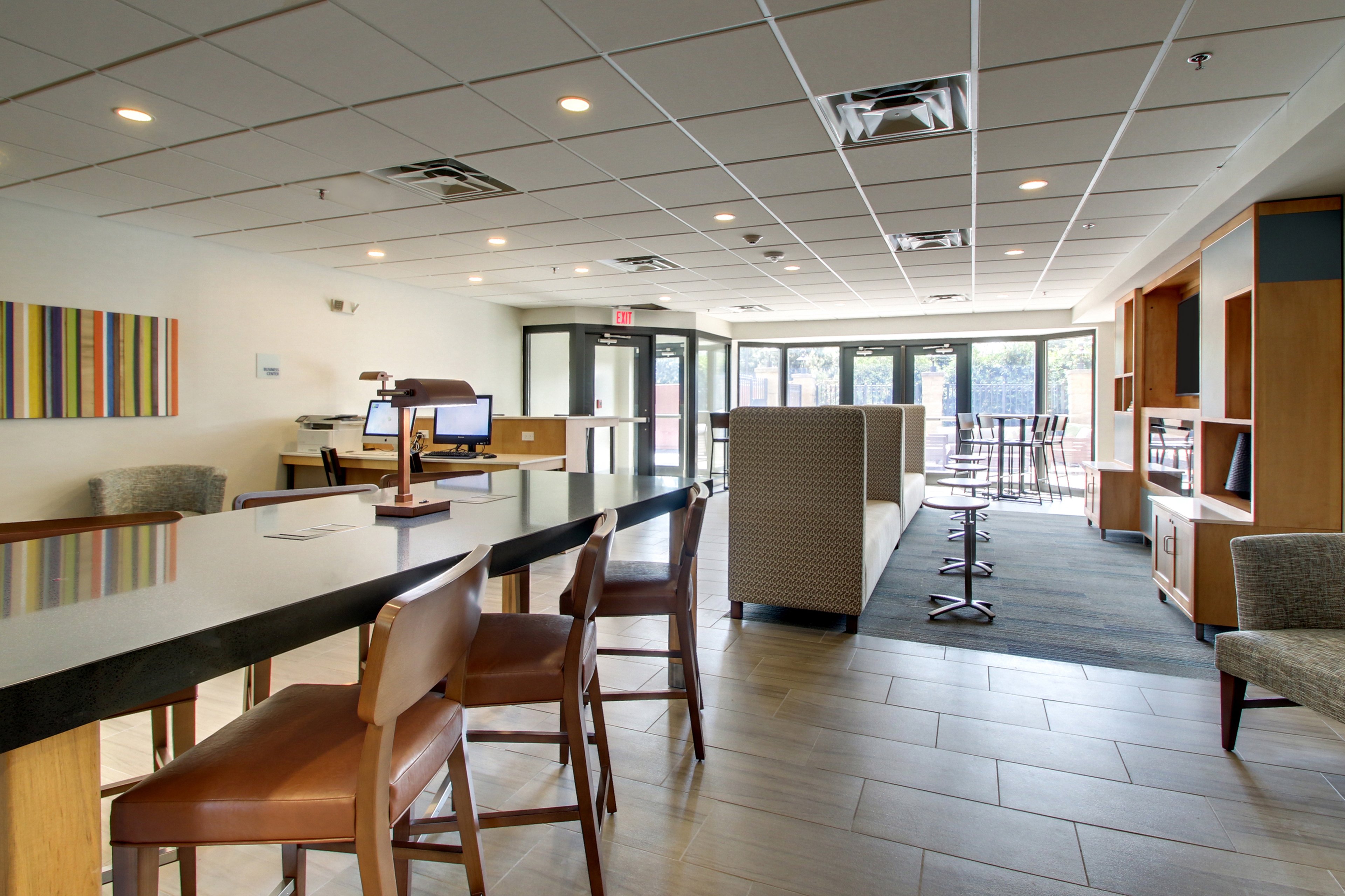 Holiday Inn Express & Suites AURORA NAPERVILLE 21/41