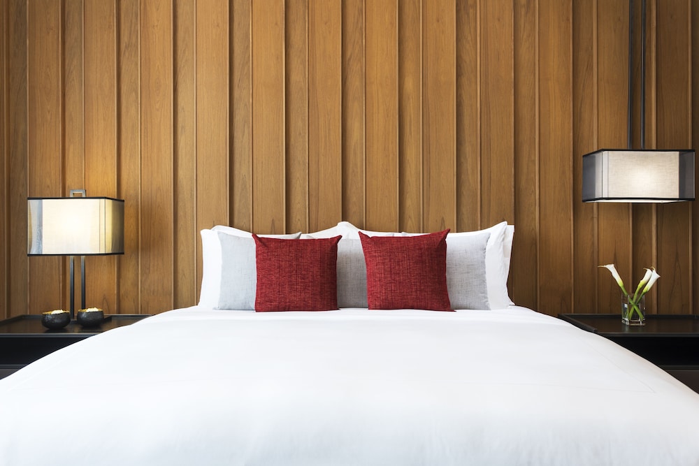 Anantara Chiang Mai Serviced Suites 32/75