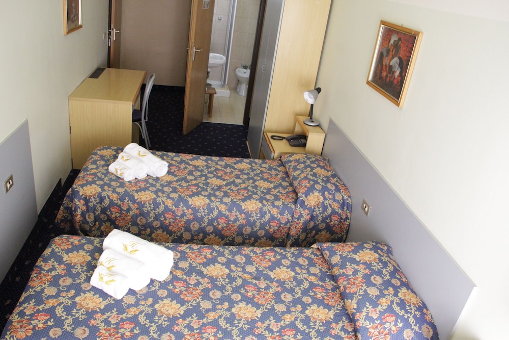 Hotel Lugano 14/28