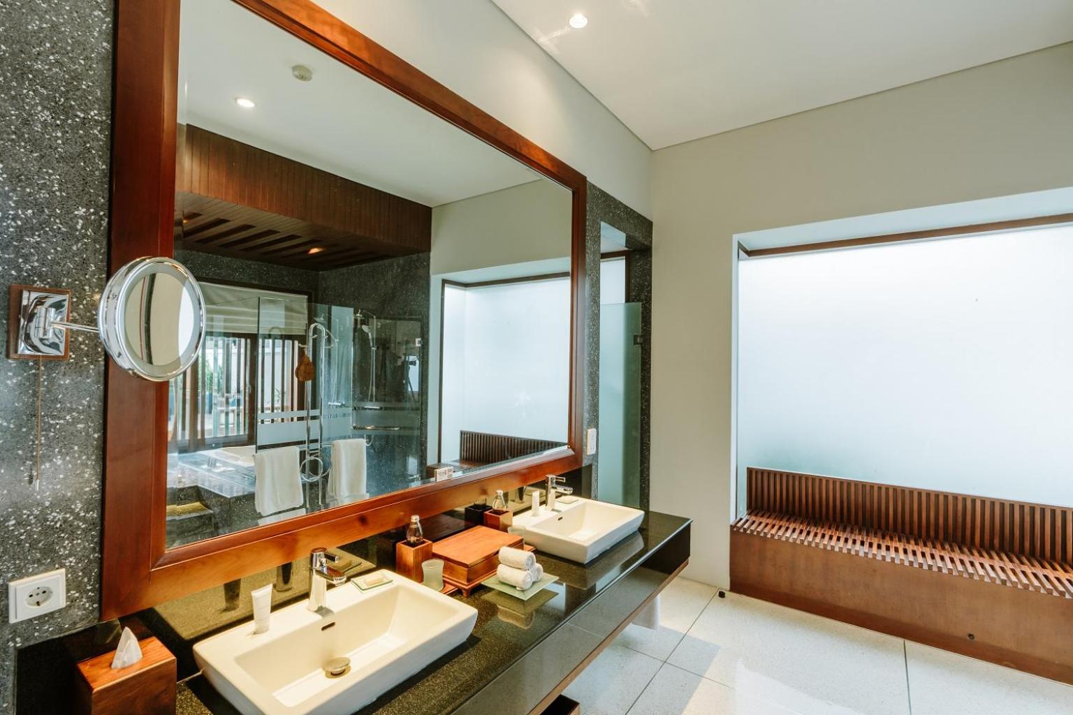 2 Bedrooms, Royal, Courtyard, Villa, Annex