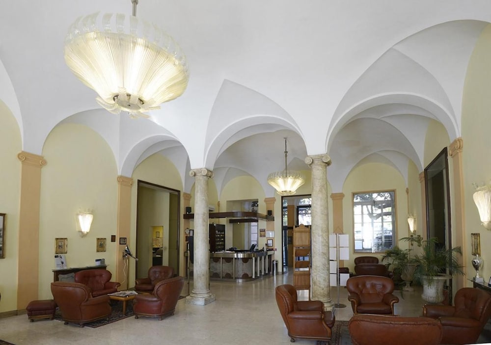 Grand Hotel Mediterranee 53/69