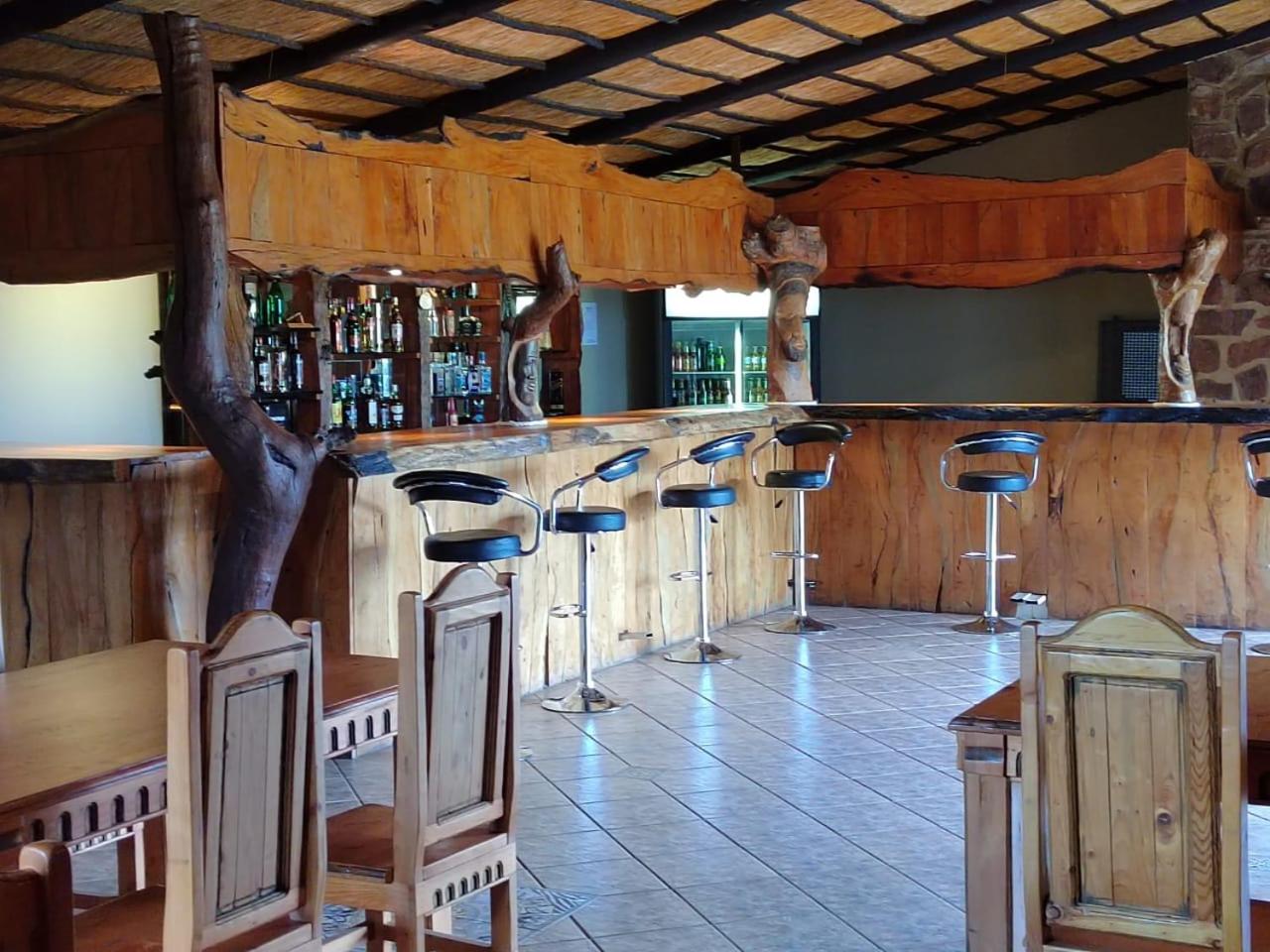 Moletani Game Ranch 26/50