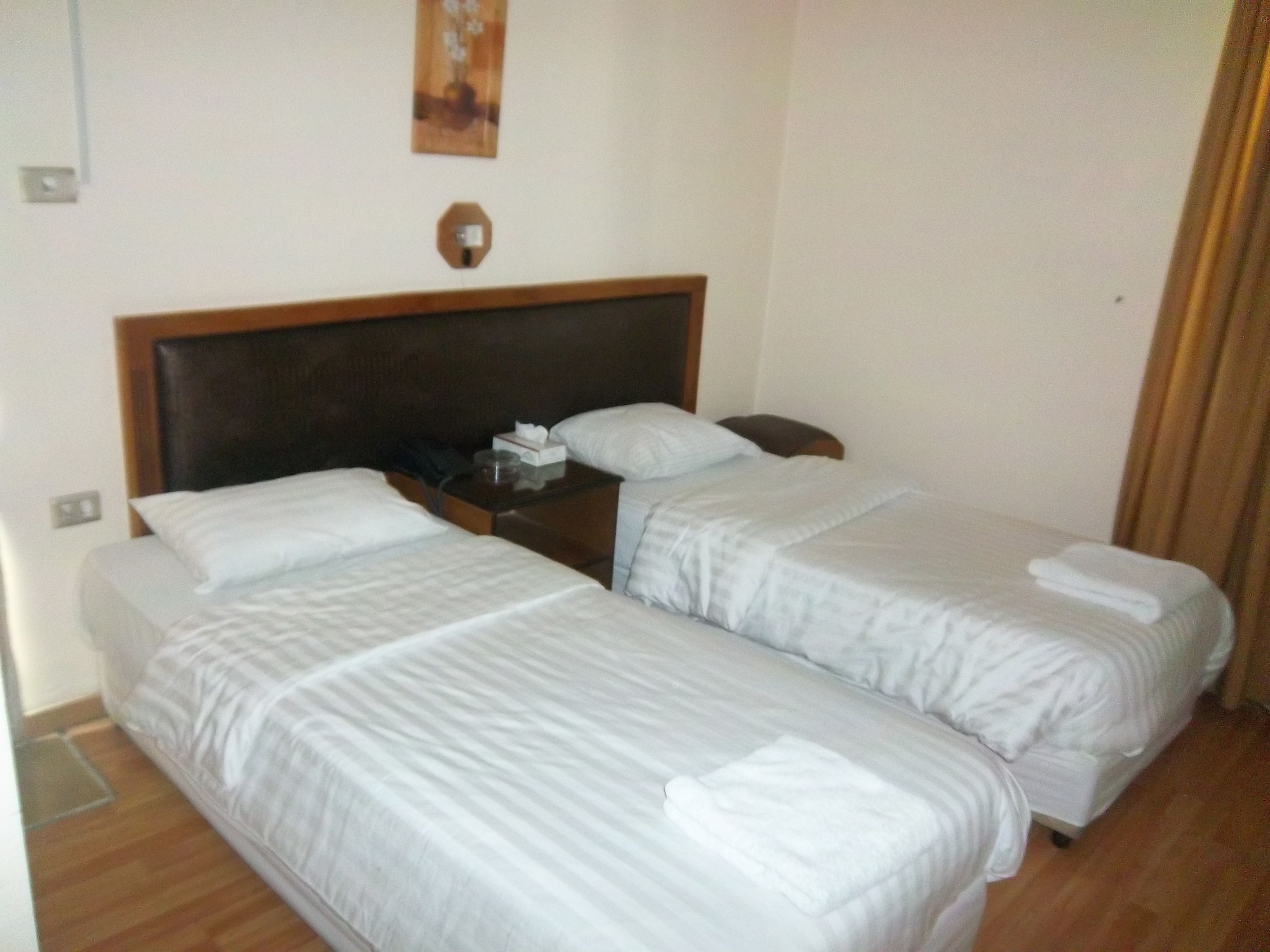 STANDARD, TWIN BEDS