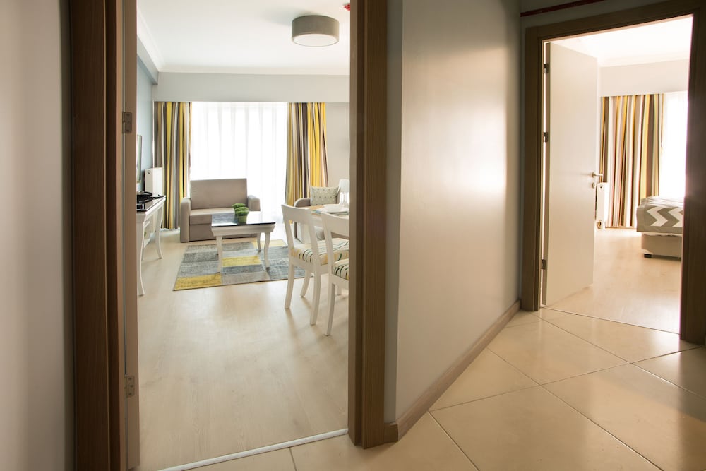 SERENITY SUITES ISTANBUL AIRPORT 15/56
